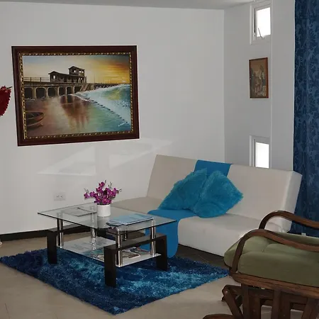 Suites Yinnam Arrieta San Andres  Exterior photo